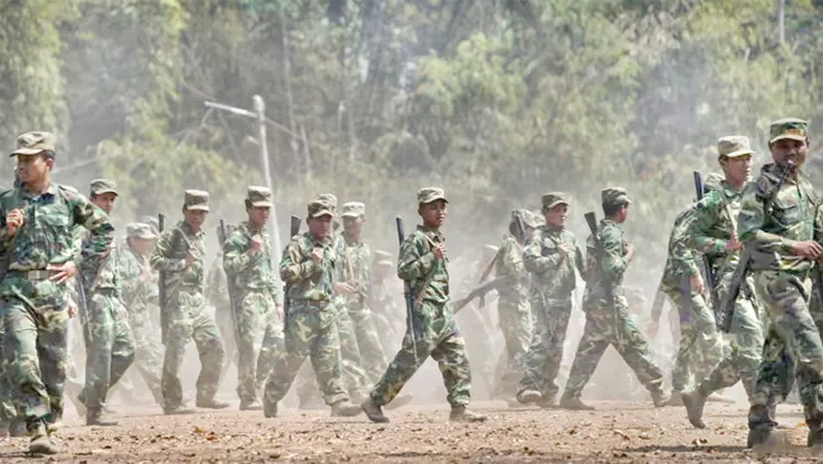 আবারও ল্যাম্পপোস্ট স্থাপনের চেষ্টা বিএসএফের, পতাকা বৈঠকে বিজিবির প্রতিবাদ